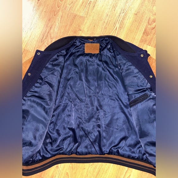 Vintage Guess Large Leather Wool Varsity Indian Aztec Jacket 90s (MAKE A OFFER) - Picture 8 of 11